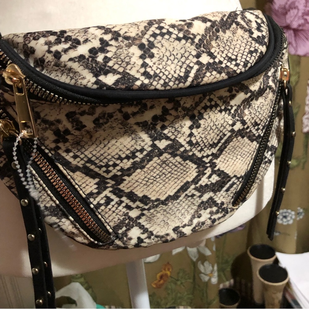 Snake print Fanny pack